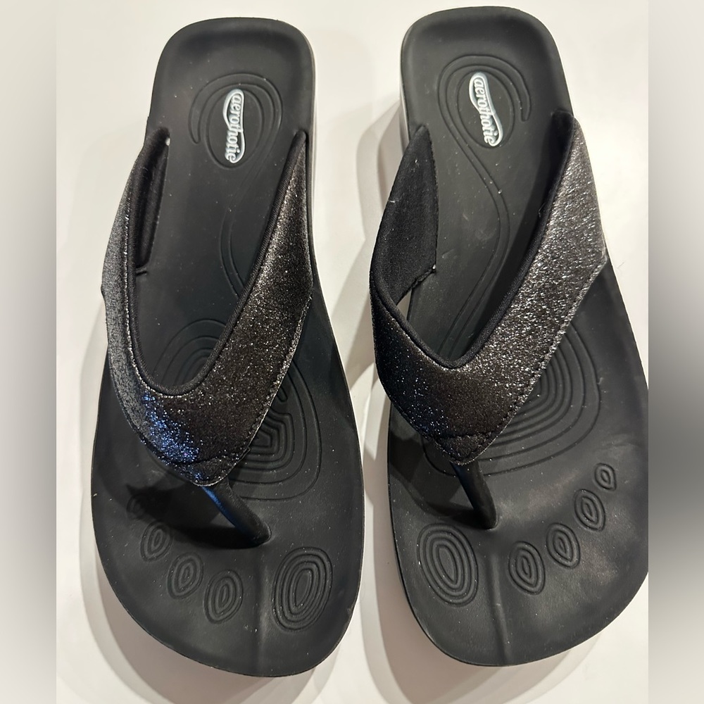 Aerothotic flip flops
